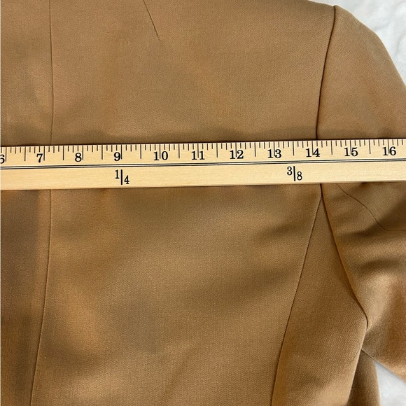 J Crew Original Schoolboy Khaki Blazer sz 4 Tailored Preppy Career Office - Picture 15 of 16